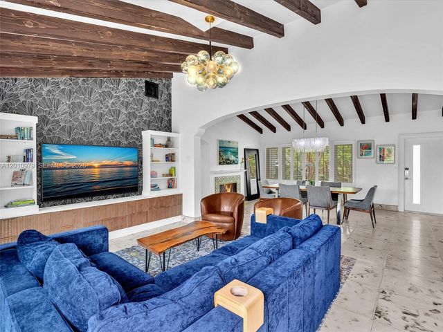 744 NE 18th Ave, Fort Lauderdale, FL 33304