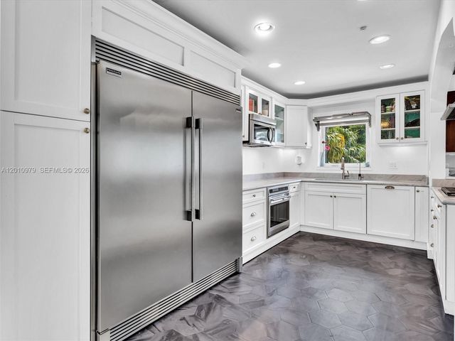 744 NE 18th Ave, Fort Lauderdale, FL 33304