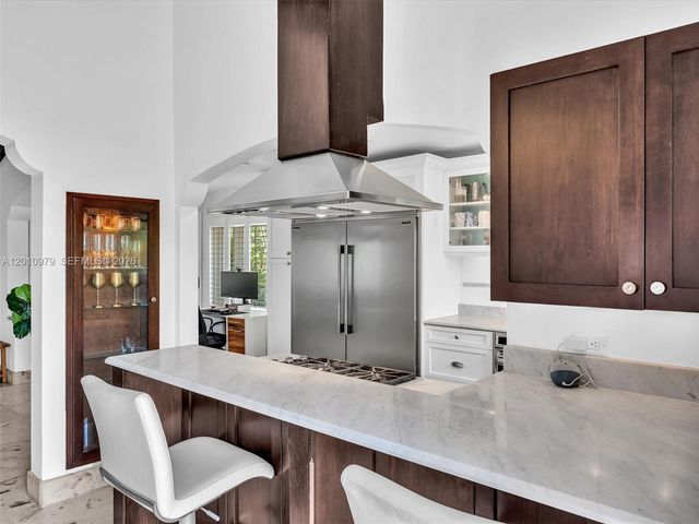744 NE 18th Ave, Fort Lauderdale, FL 33304