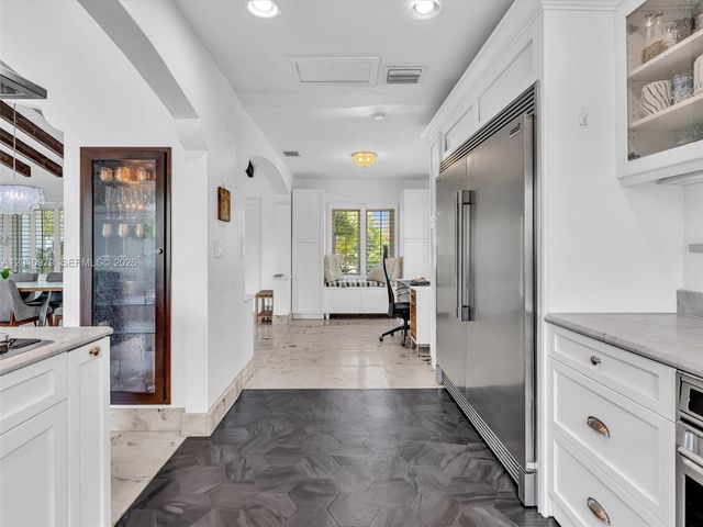 744 NE 18th Ave, Fort Lauderdale, FL 33304