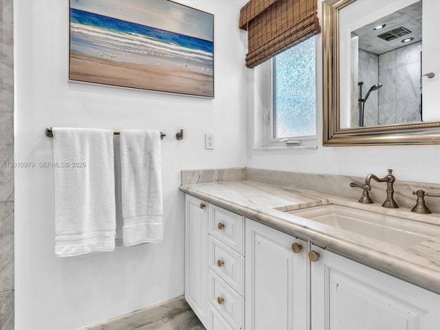 744 NE 18th Ave, Fort Lauderdale, FL 33304