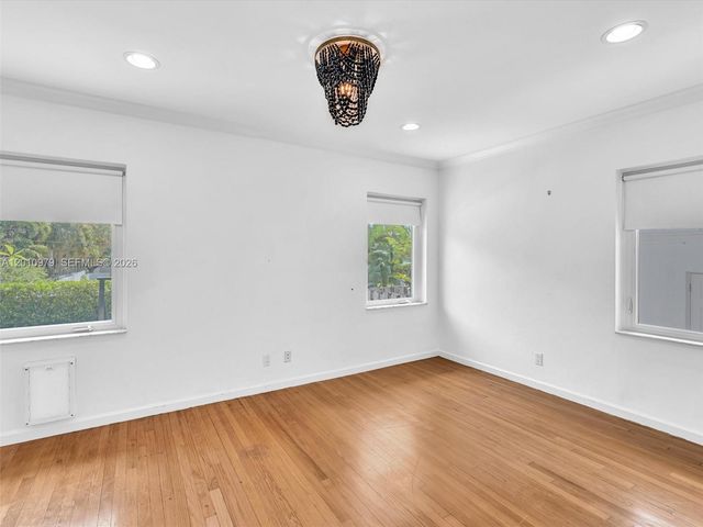 744 NE 18th Ave, Fort Lauderdale, FL 33304