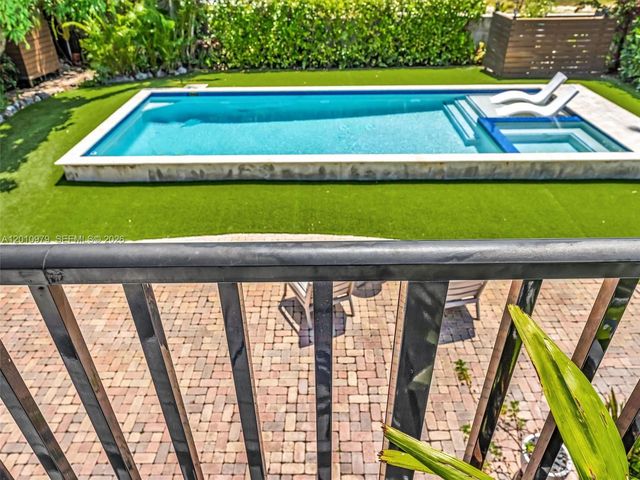 744 NE 18th Ave, Fort Lauderdale, FL 33304