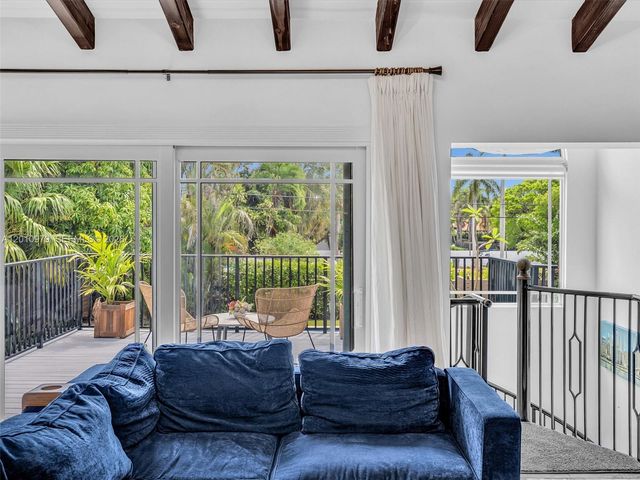 744 NE 18th Ave, Fort Lauderdale, FL 33304