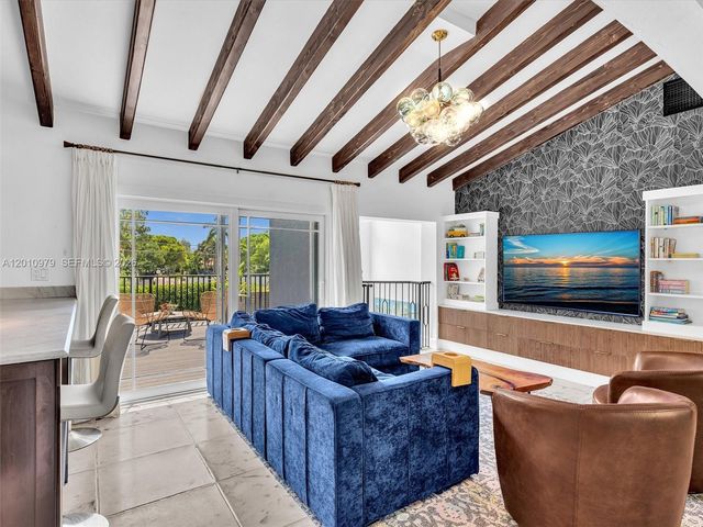 744 NE 18th Ave, Fort Lauderdale, FL 33304
