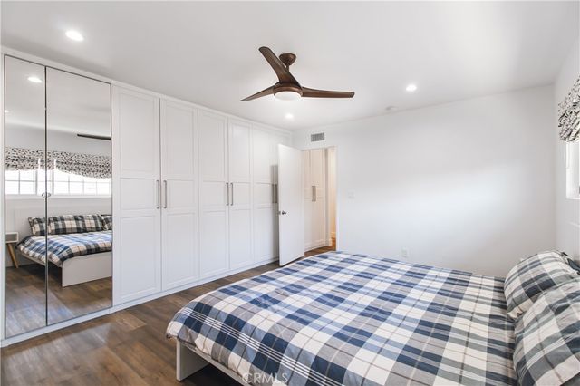 20800 Chatsworth, Chatsworth, CA 91311