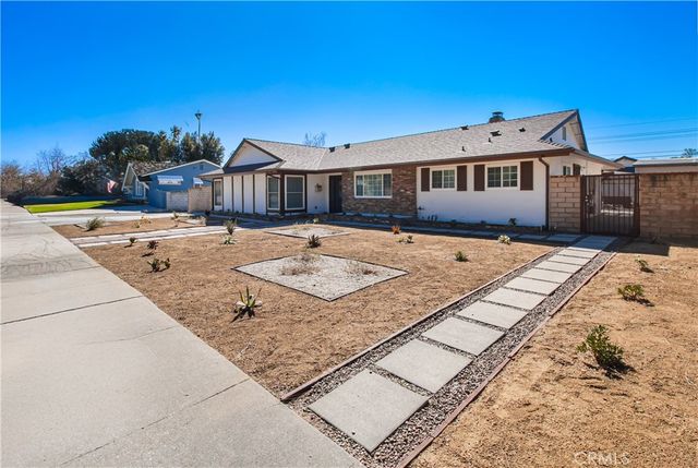 20800 Chatsworth, Chatsworth, CA 91311