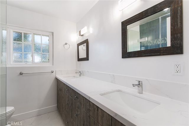 20800 Chatsworth, Chatsworth, CA 91311