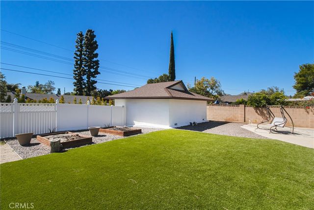 20800 Chatsworth, Chatsworth, CA 91311