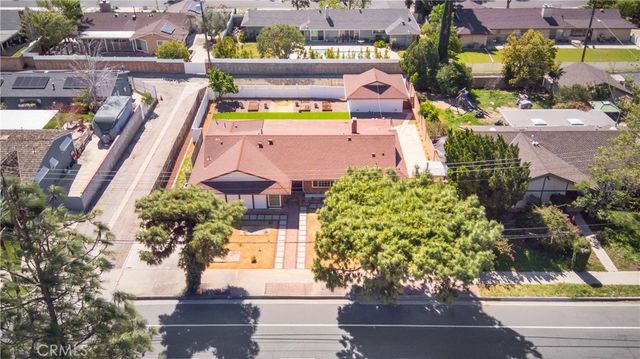 20800 Chatsworth, Chatsworth, CA 91311