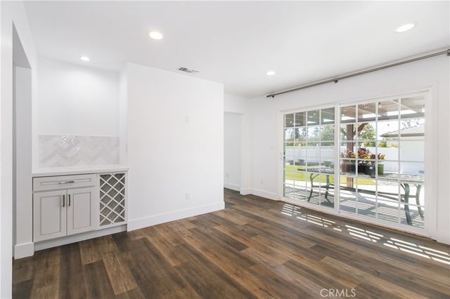 20800 Chatsworth, Chatsworth, CA 91311