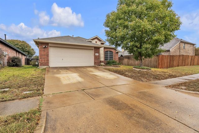 815 Bastrop Drive, Arlington, TX 76002