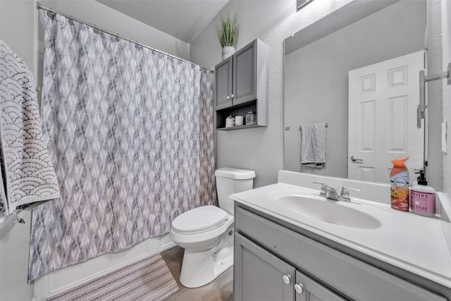 815 Bastrop Drive, Arlington, TX 76002