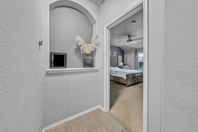 815 Bastrop Drive, Arlington, TX 76002