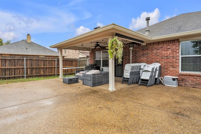 815 Bastrop Drive, Arlington, TX 76002