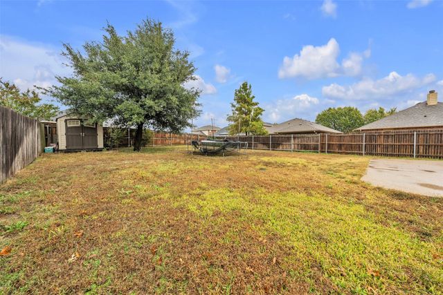 815 Bastrop Drive, Arlington, TX 76002