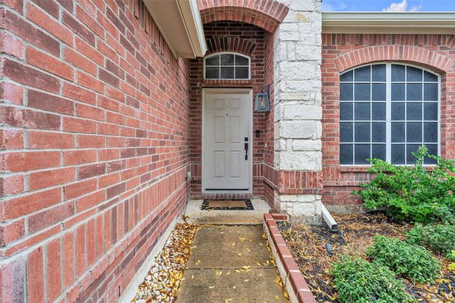 815 Bastrop Drive, Arlington, TX 76002