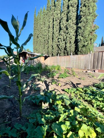 3748 E Miner Ave, Stockton, CA 95215