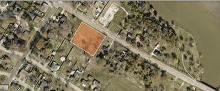 1719 W Texas Avenue, Baytown, TX 77520