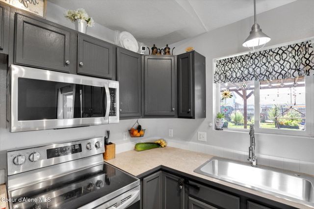 2615 E KNAPP CIR, Post Falls, ID 83854