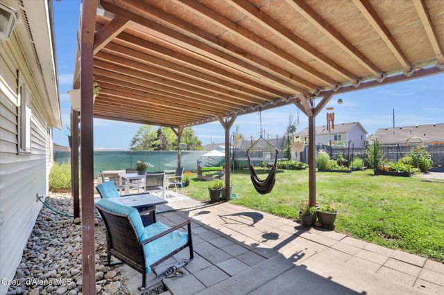 2615 E KNAPP CIR, Post Falls, ID 83854