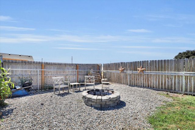 2615 E KNAPP CIR, Post Falls, ID 83854