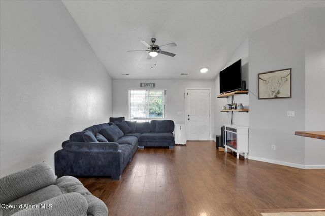 2615 E KNAPP CIR, Post Falls, ID 83854
