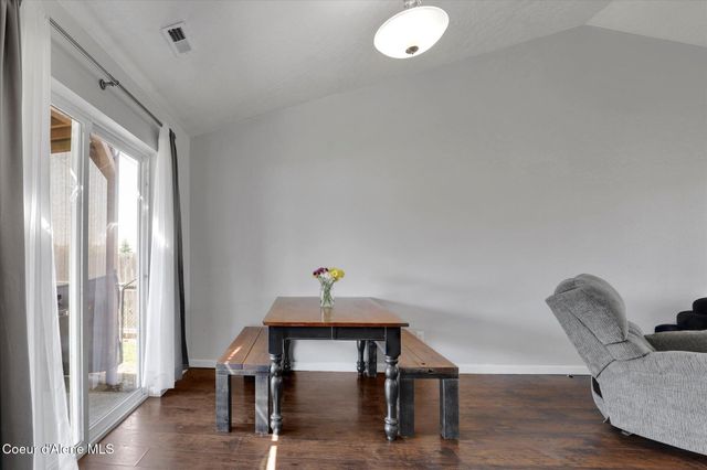 2615 E KNAPP CIR, Post Falls, ID 83854