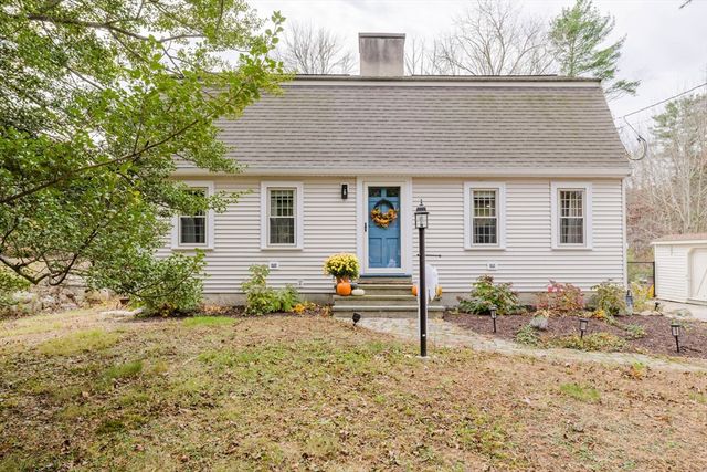 26 Short St, Easton, MA 02375