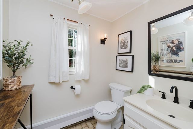 26 Short St, Easton, MA 02375