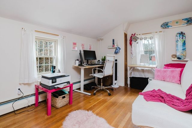 26 Short St, Easton, MA 02375