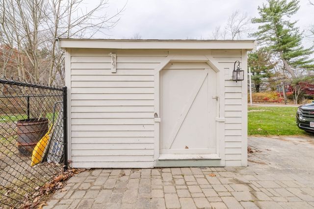 26 Short St, Easton, MA 02375