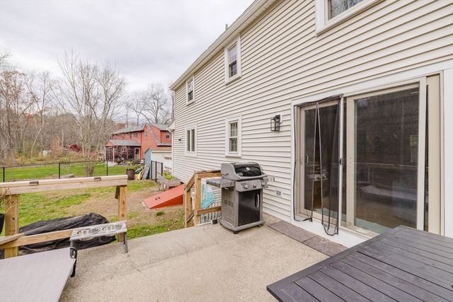 26 Short St, Easton, MA 02375