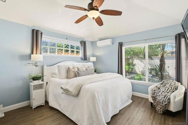3634 Crown Point Dr, San Diego, CA 92109