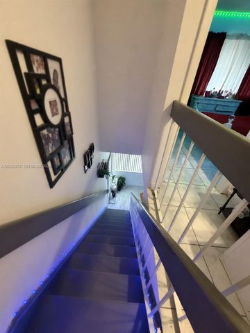 270 NW 71st Avenue 4, Miami, FL 33126