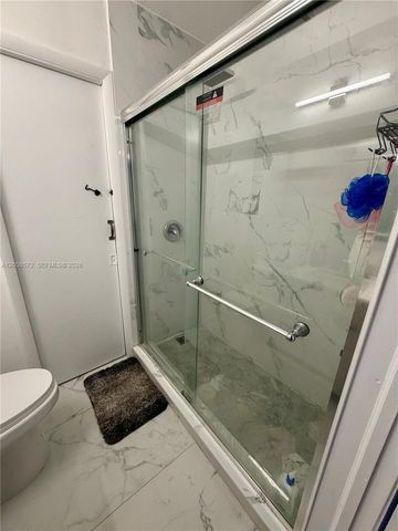 270 NW 71st Avenue 4, Miami, FL 33126
