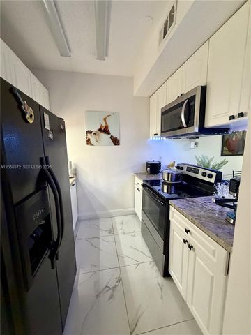 270 NW 71st Avenue 4, Miami, FL 33126