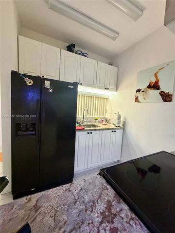 270 NW 71st Avenue 4, Miami, FL 33126