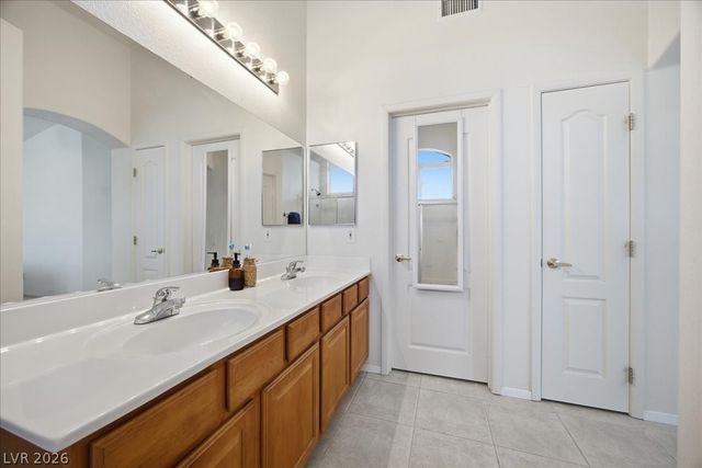 2502 Crafty Clint Lane, Henderson, NV 89002