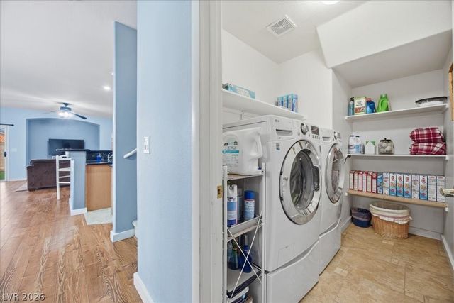 2502 Crafty Clint Lane, Henderson, NV 89002