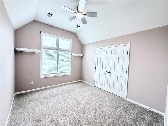 5201 N Pennsylvania Avenue, Kansas City, MO 64118