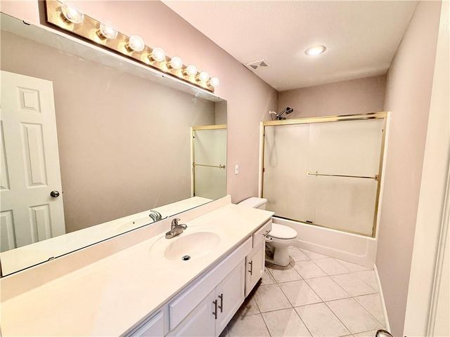 5201 N Pennsylvania Avenue, Kansas City, MO 64118