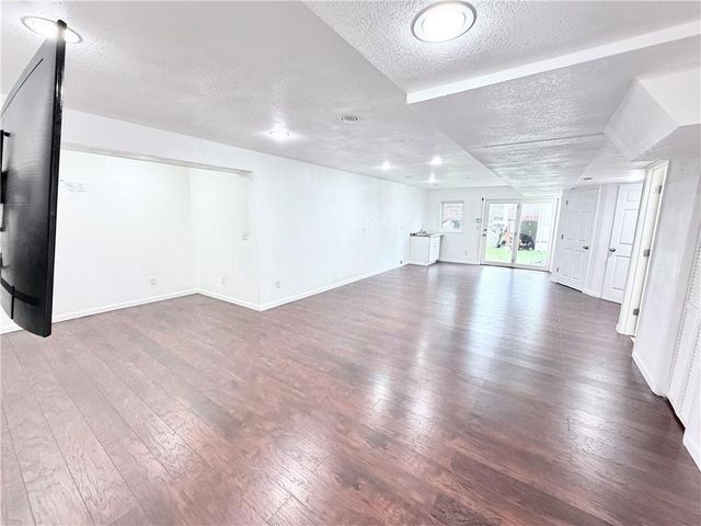 5201 N Pennsylvania Avenue, Kansas City, MO 64118