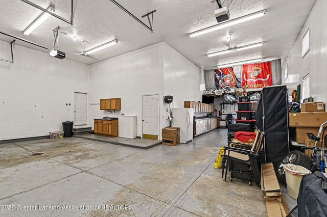 1812 Schoolhouse Road, Lansing, MI 48917