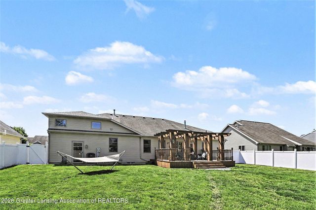 1812 Schoolhouse Road, Lansing, MI 48917