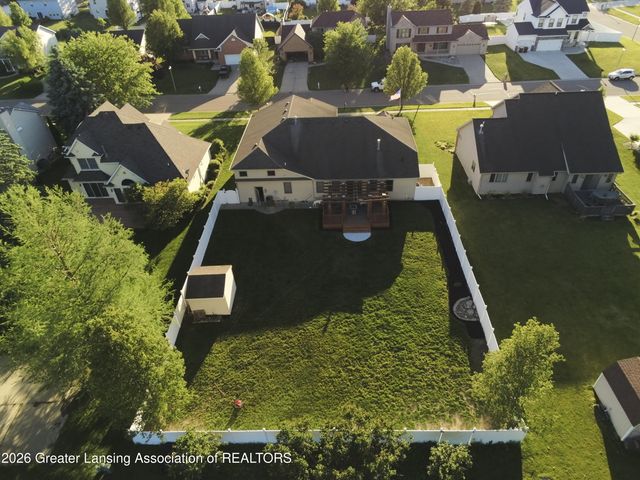 1812 Schoolhouse Road, Lansing, MI 48917