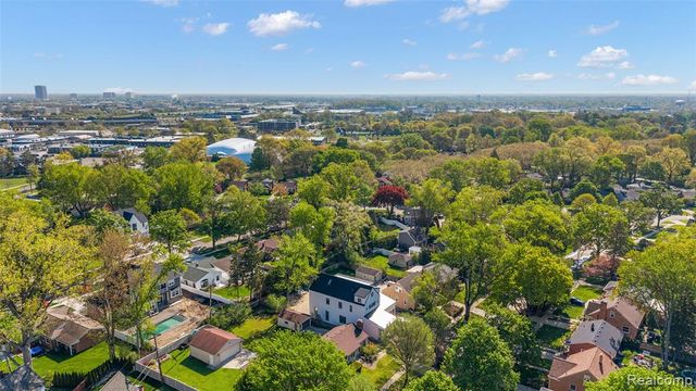 1845 Humphrey Avenue, Birmingham, MI 48009