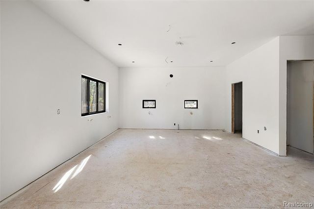 1845 Humphrey Avenue, Birmingham, MI 48009