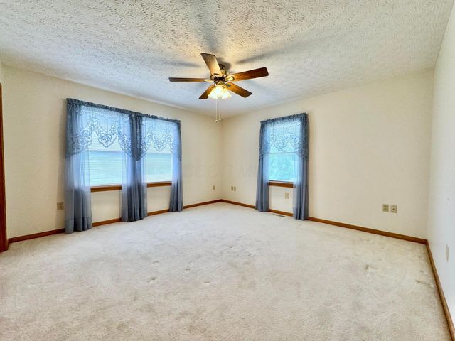 11333 Campbell Road, Mount Vernon, OH 43050