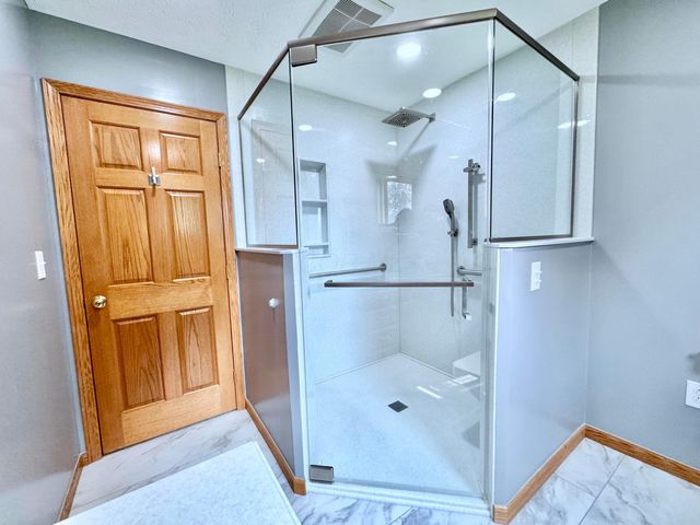 11333 Campbell Road, Mount Vernon, OH 43050
